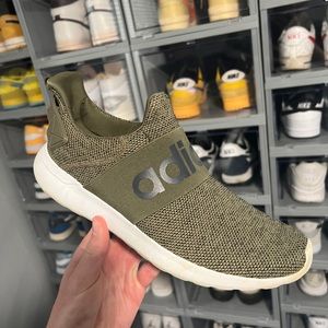 Adidas laceless shoes